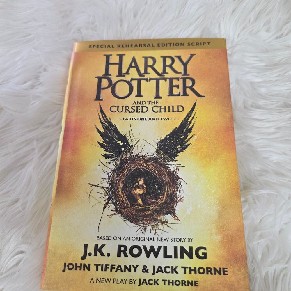Harry Potter and the Cursed Child, Parts One and Two: (Hardcover)